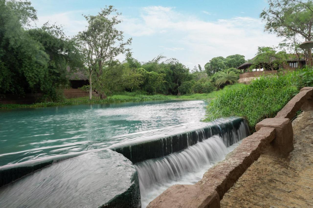 Hampi'S Whiskers Resort Exterior foto
