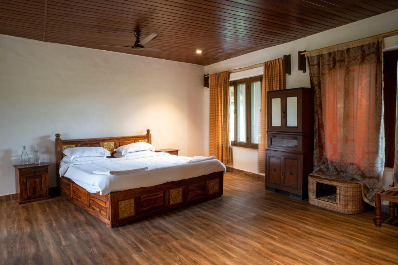Hampi'S Whiskers Resort Exterior foto